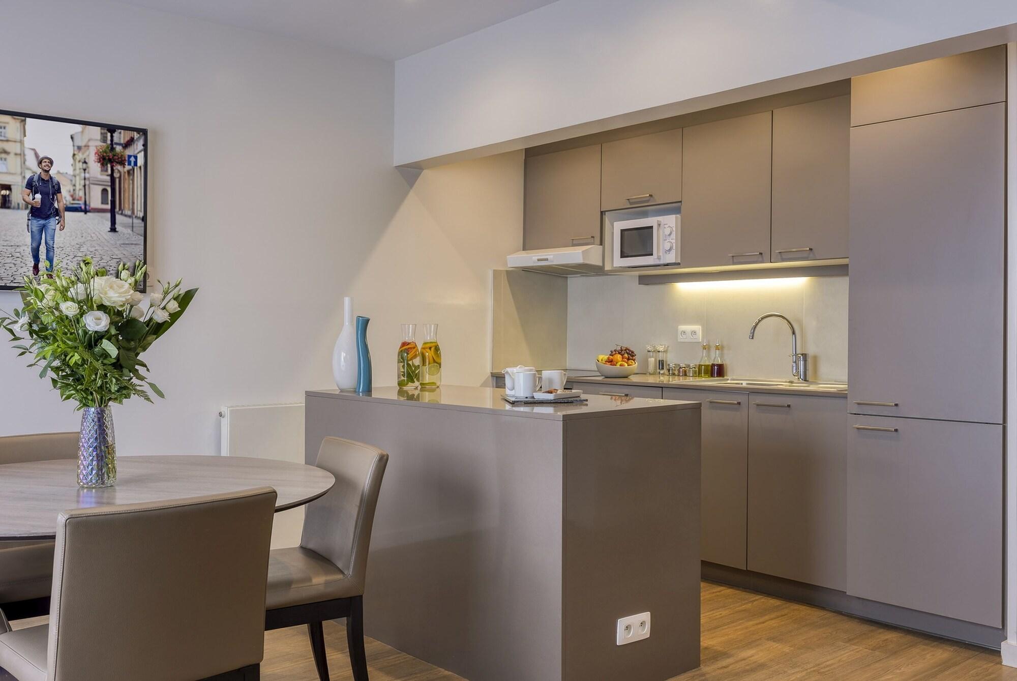 Apartahotel Citadines Toison D'or Brussels Saint-Gilles
