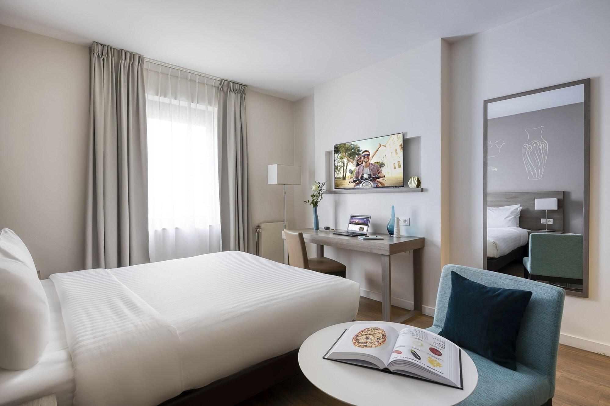 Aparthotel Citadines Toison D'or Brussels