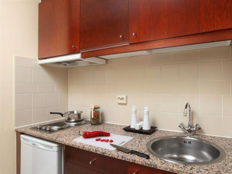 Aparthotel Citadines Toison D'or Brussels