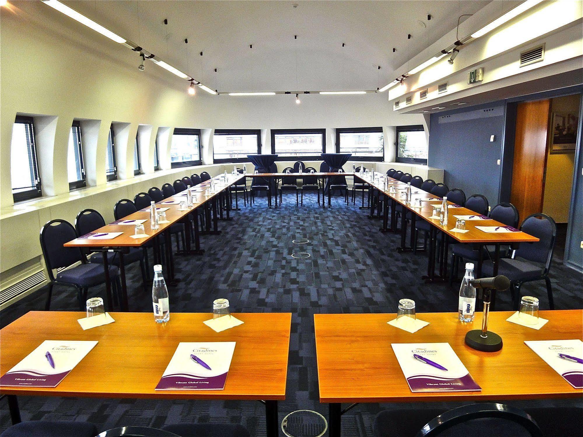 Citadines Toison D'or Brussels 3*
