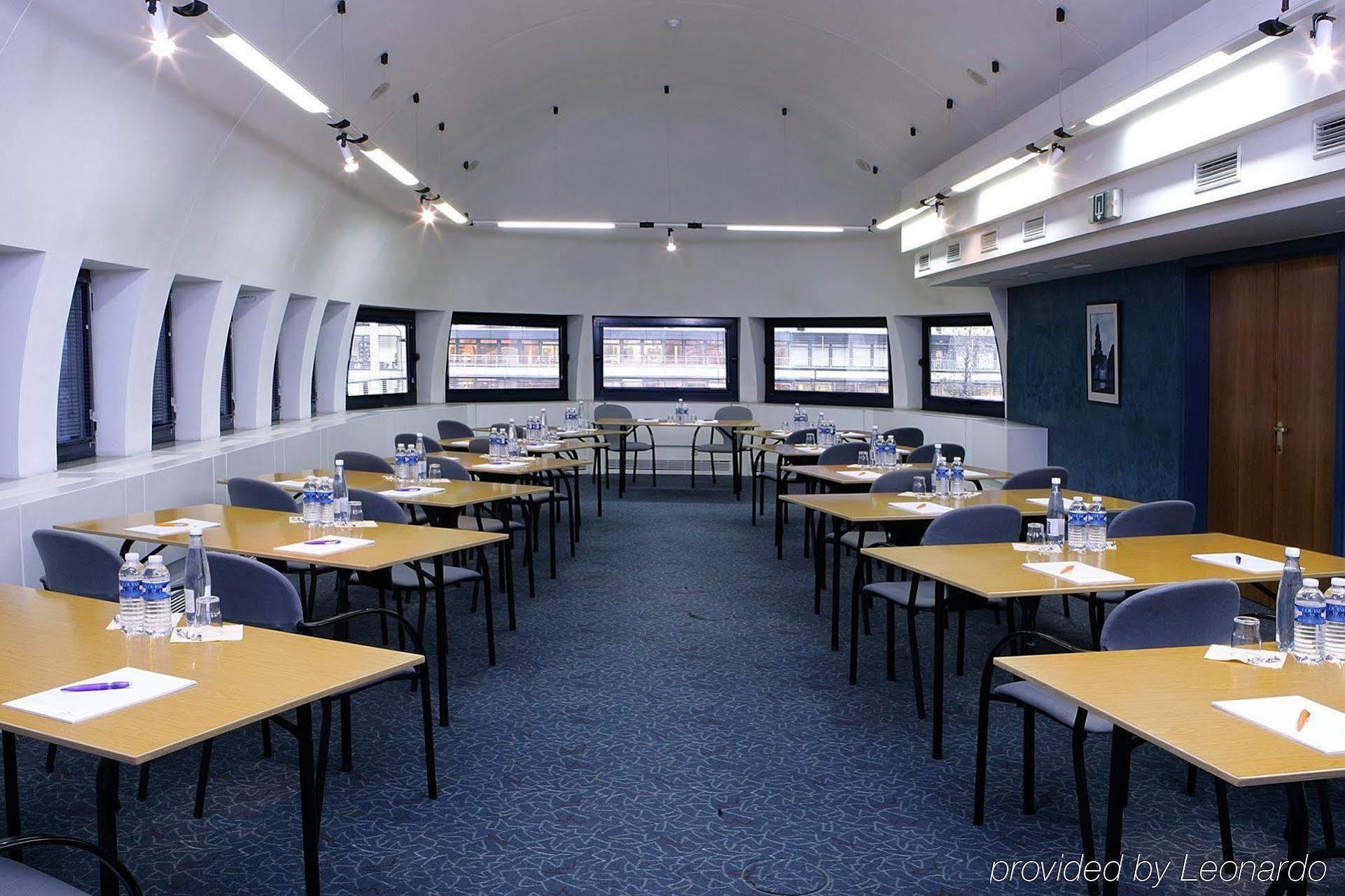 Citadines Toison D'or Brussels 3*